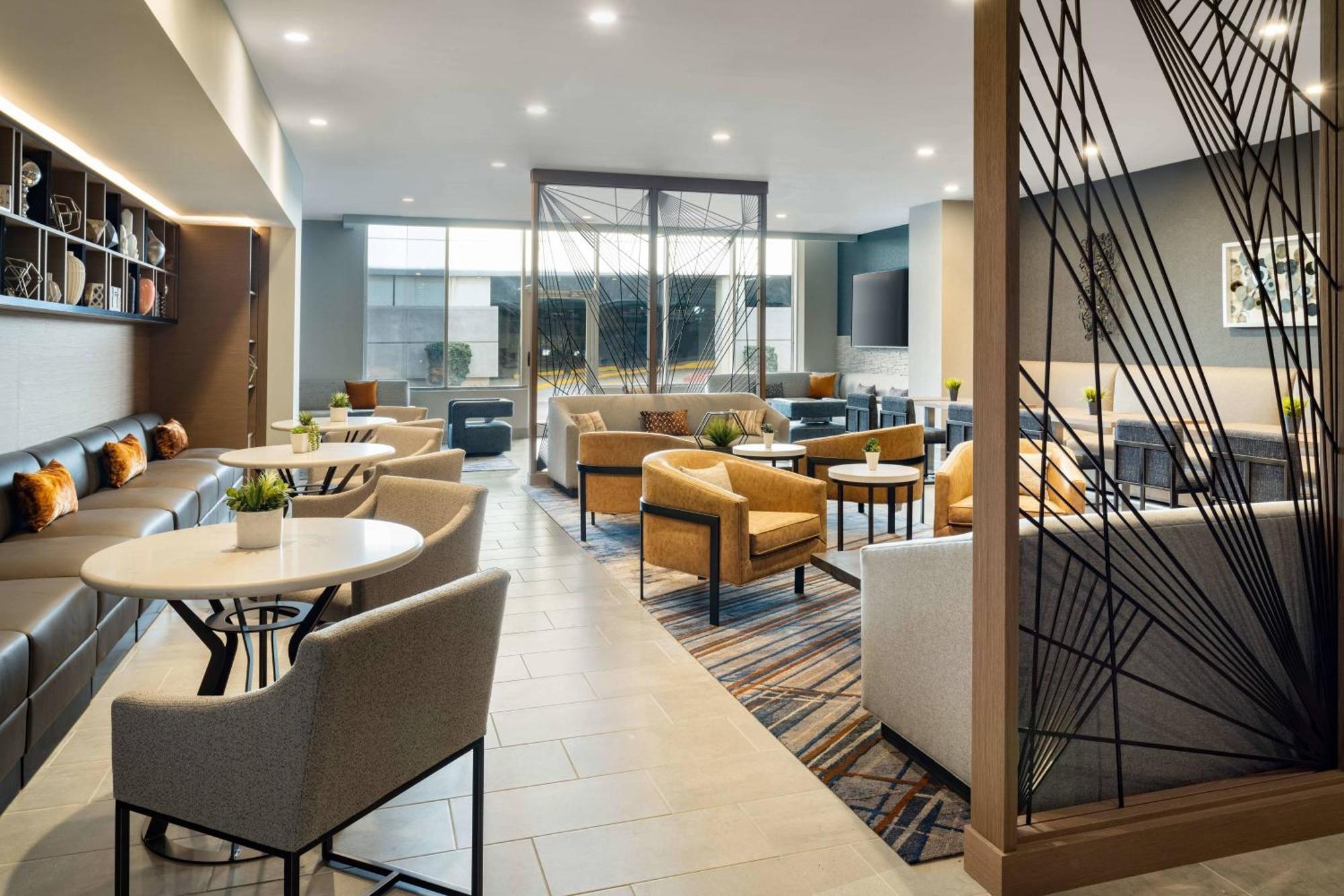 Marriott Greensboro Downtown Exterior foto